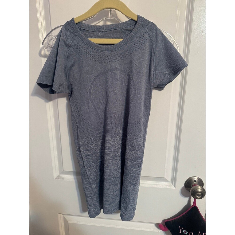 Lululemon Swiftly Short Sleeve Size 4